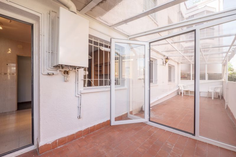 Enclosed Patio Installation detail